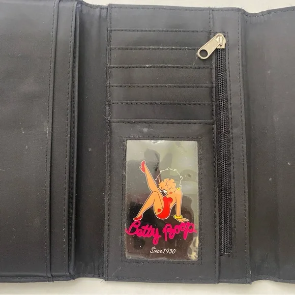 Betty Boop Leather Whip Stitch Embroidered Shoulder Tote w/Matching Wallet - Picture 15 of 16